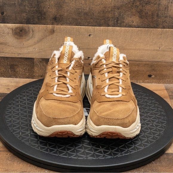 UGG Spill Seam Chestnut Sneakers Men’s Size 9 - Picture 2 of 9